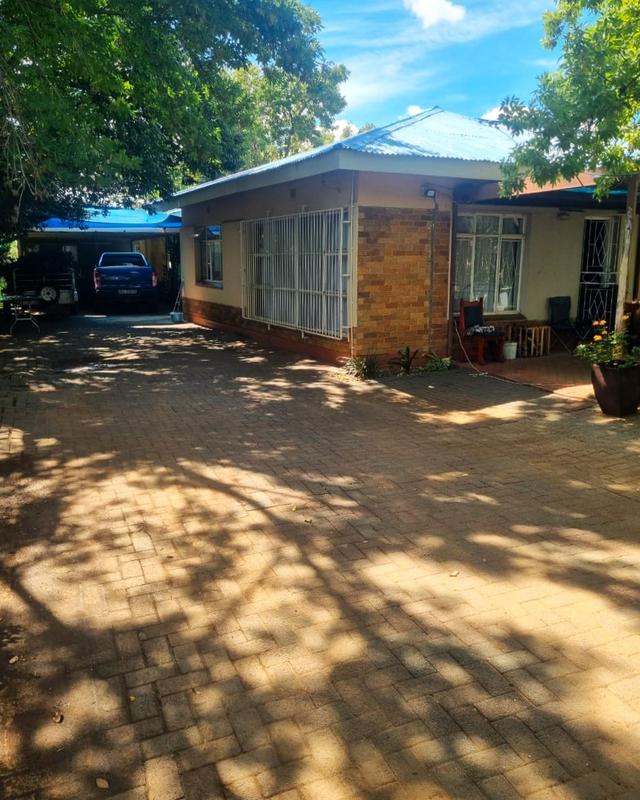 4 Bedroom Property for Sale in Wilgehof Free State